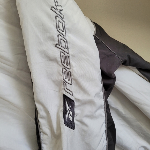Reebok Windbreaker Large Logo & Name on Sleeve - Picture 3 of 8